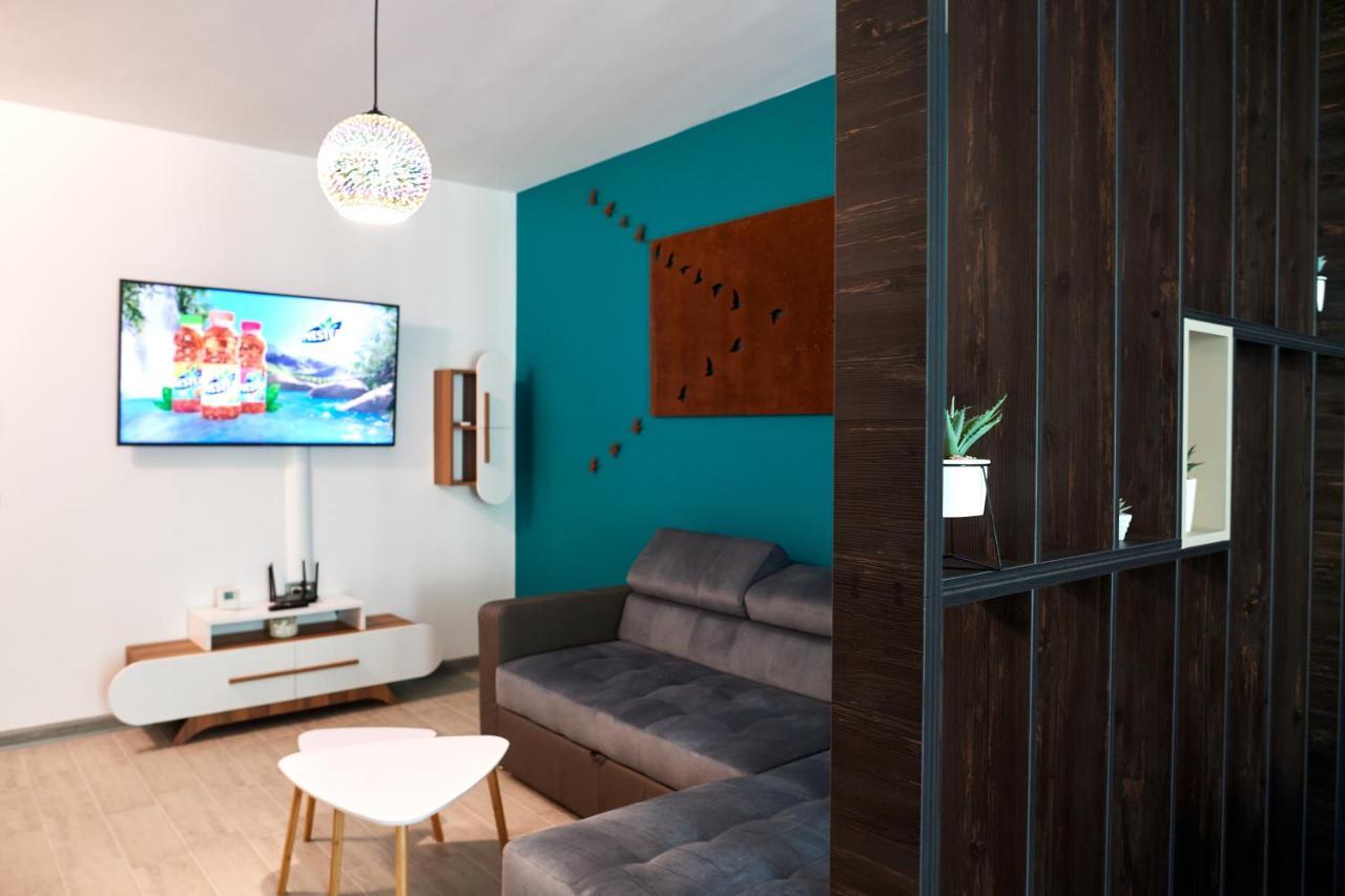 Rusty Sands Apt Spa N Pools Beach Resort Navodari Bagian luar foto