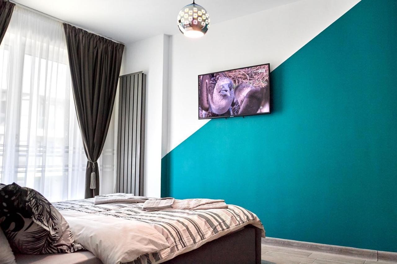 Rusty Sands Apt Spa N Pools Beach Resort Navodari Bagian luar foto